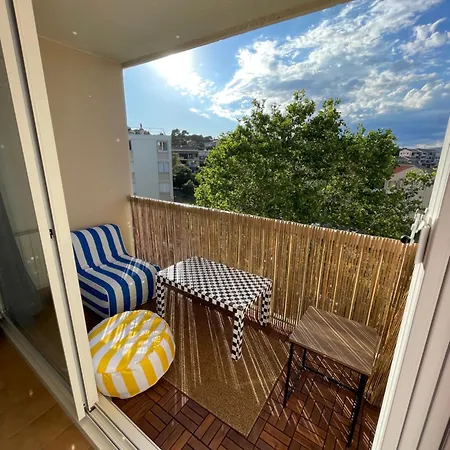 Superbe Duplex Refait A Neuf ! Hyeres